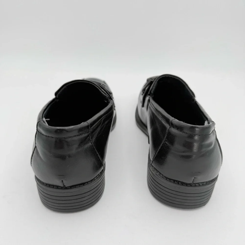 Tahari - Boys Haskell black faux leather slip on loafers metal detail shoes SZ 1